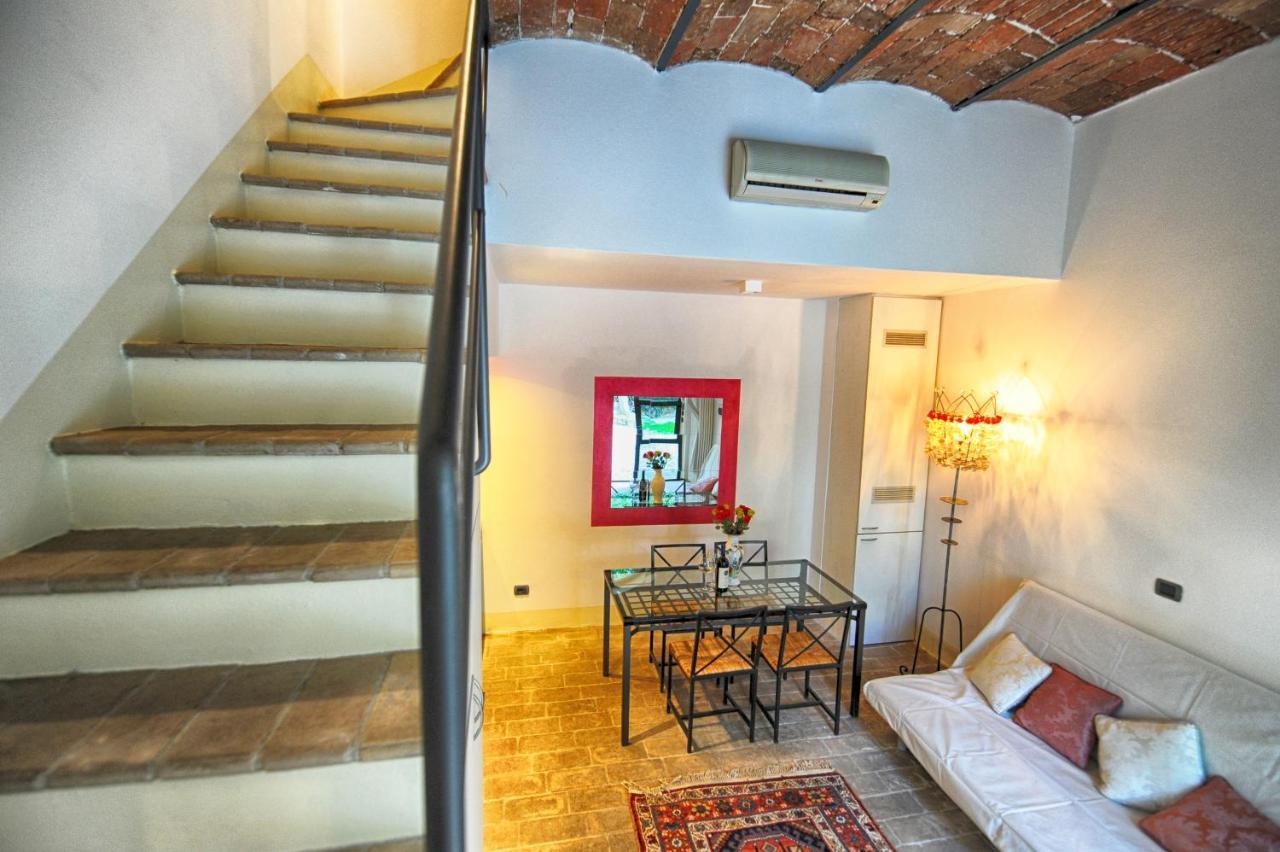 Apartamento Scuderie Il Magnifico Florencia Exterior foto